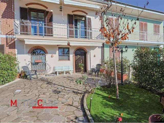 Villa Schiera in vendita a Piemonte, Cuneo