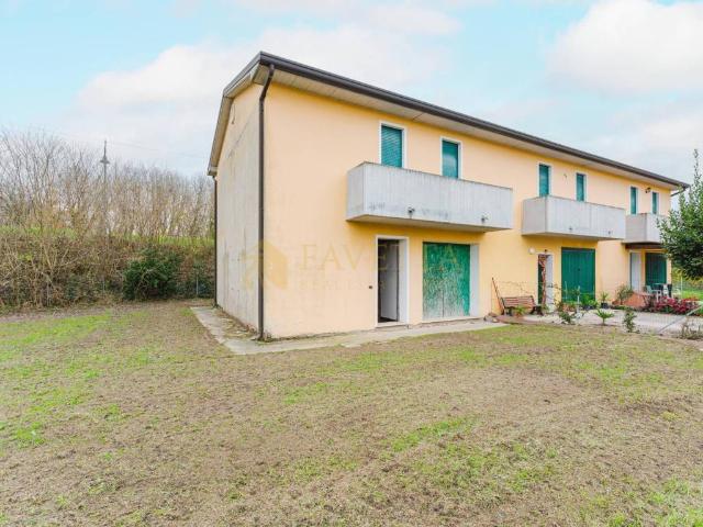 Villa Schiera in vendita a Sant'urbano, Veneto