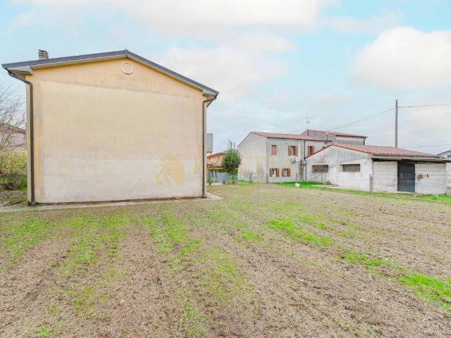 Villa Schiera in vendita a Sant'urbano, Veneto