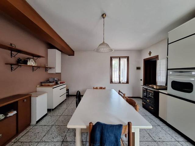 Villa Schiera in vendita a Sarcedo, Veneto