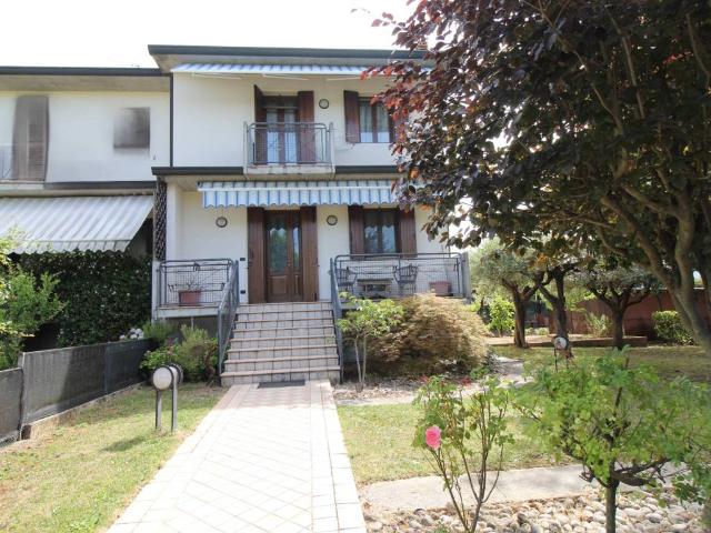 Villa Schiera in vendita a Sarego, Veneto