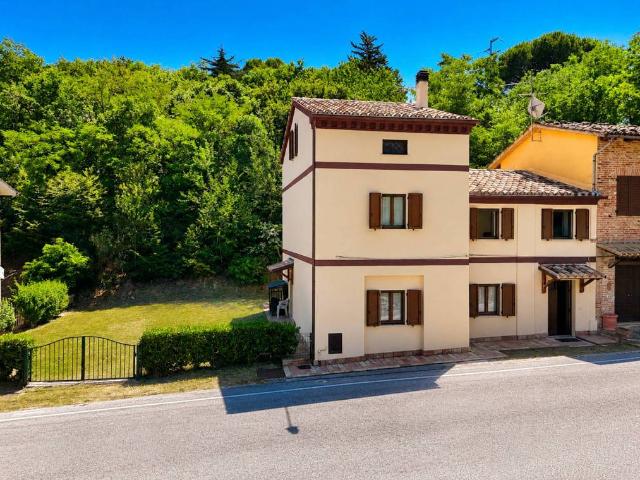 Villa Schiera in vendita a Marche, Macerata