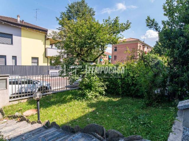 Villa Schiera in vendita a Campo Sportivo-Colombara, Saronno
