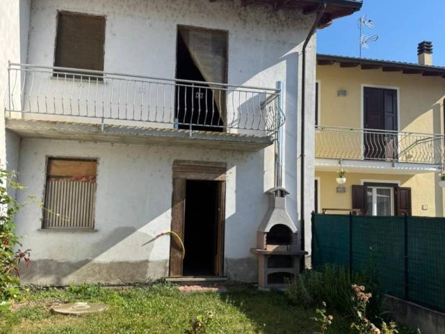 Villa Schiera in vendita a Sartirana Lomellina, Lombardia