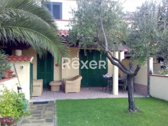 Villa Schiera in vendita a Sarzana, Liguria