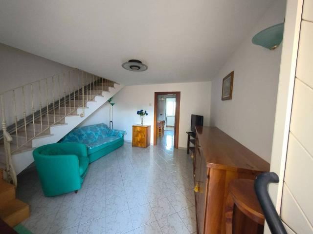 Villa Schiera in vendita a Sassofeltrio, Reggio Emilia