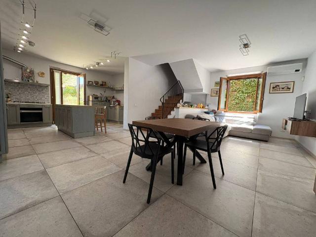 Villa Schiera in vendita a Unione dei comuni del Distretto Ceramico, Sassuolo