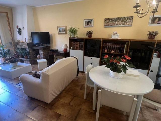 Villa Schiera in vendita a Unione dei comuni del Distretto Ceramico, Sassuolo