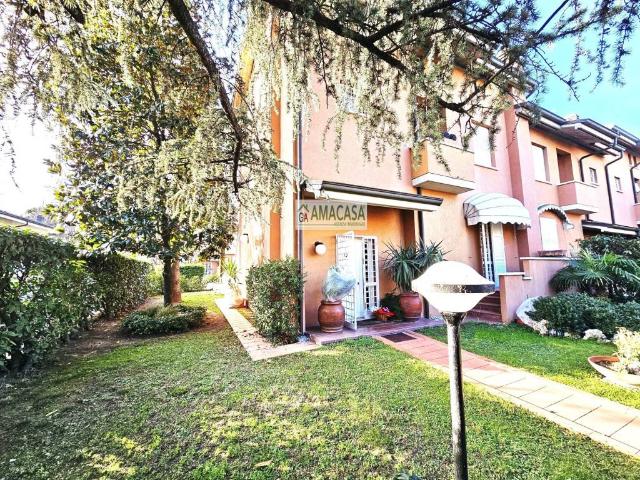 Villa Schiera in vendita a Unione dei comuni del Distretto Ceramico, Sassuolo