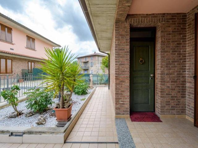 Villa Schiera in vendita a Unione di comuni Terre di Castelli, Savignano Sul Panaro
