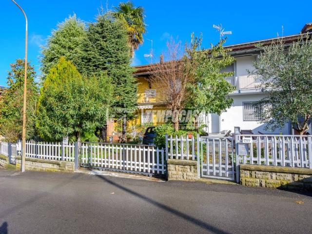 Villa Schiera in vendita a Unione di comuni Terre di Castelli, Savignano Sul Panaro