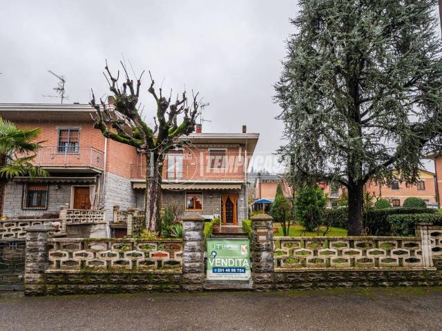 Villa Schiera in vendita a Unione di comuni Terre di Castelli, Savignano Sul Panaro