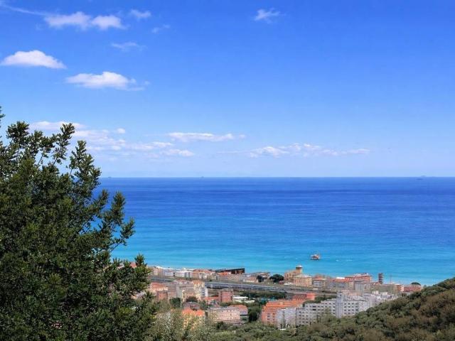 Villa Schiera in vendita a Madonna del Monte, Albisola Capo