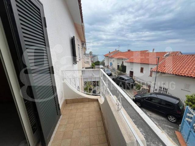 Villa Schiera in vendita a Ajnella, Calabria