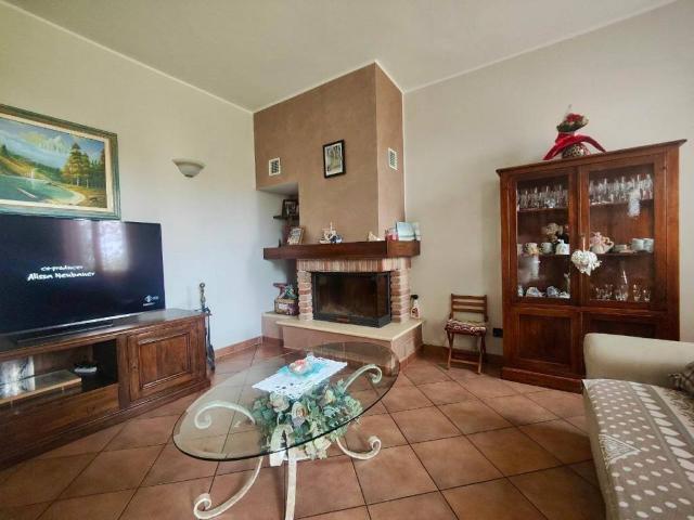 Villa Schiera in vendita a Tresinaro - Secchia, Re