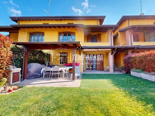 Villa Schiera in vendita a Tresinaro - Secchia, Re