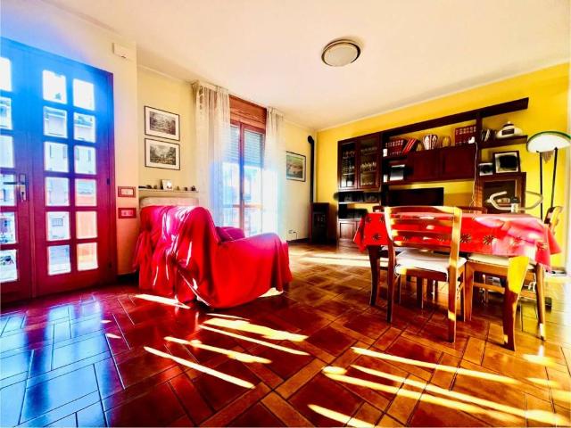 Villa Schiera in vendita a Tresinaro - Secchia, Re