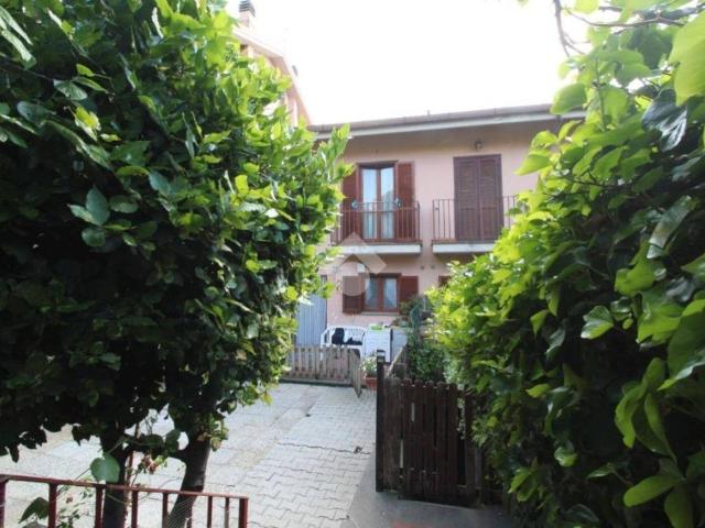 Villa Schiera in vendita a Scandriglia, Lazio