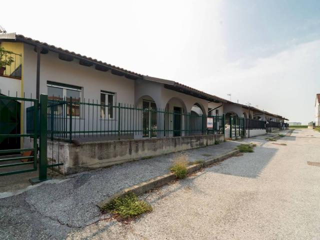 Villa Schiera in vendita a Piemonte, Cuneo