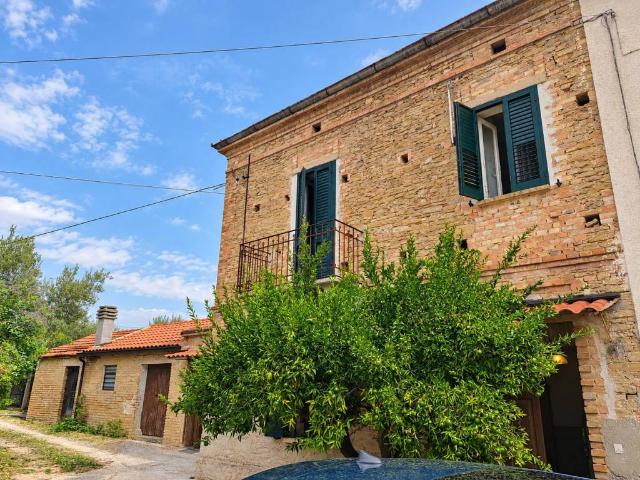 Villa Schiera in vendita a Bardella, Scerni