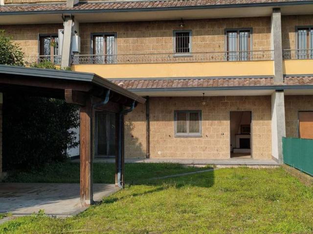 Villa Schiera in vendita a Scisciano, Campania
