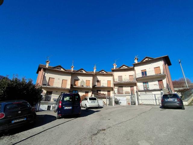 Villa Schiera in vendita a Scoppito, Abruzzo