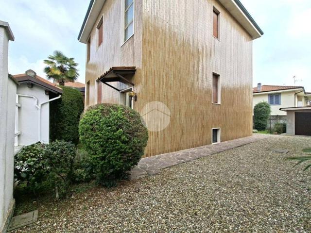 Villa Schiera in vendita a Sedriano, Lombardia