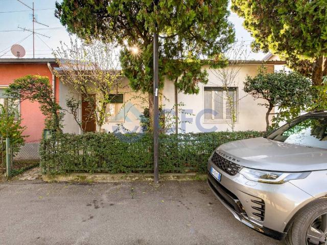 Villa Schiera in vendita a Rovagnasco, Segrate