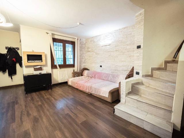 Villa Schiera in vendita a Rovagnasco, Segrate