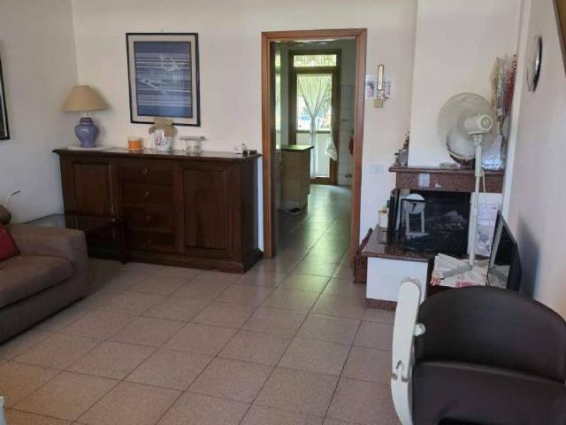 Villa Schiera in vendita a Redecesio, Segrate