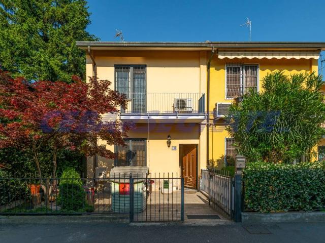 Villa Schiera in vendita a Rovagnasco, Segrate