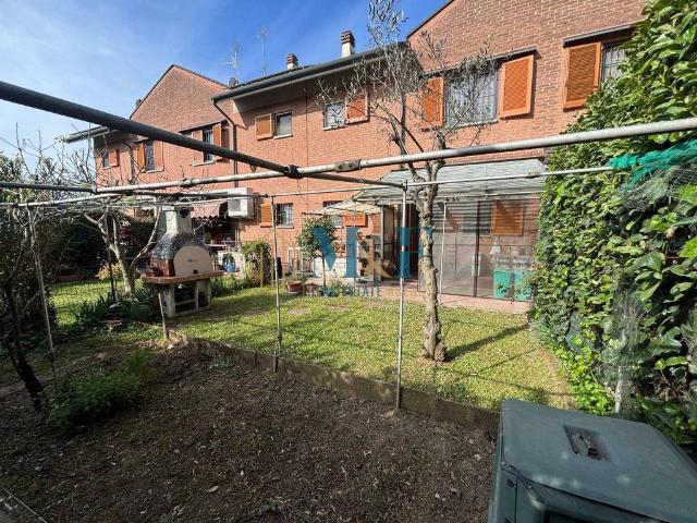 Villa Schiera in vendita a Rovagnasco, Segrate