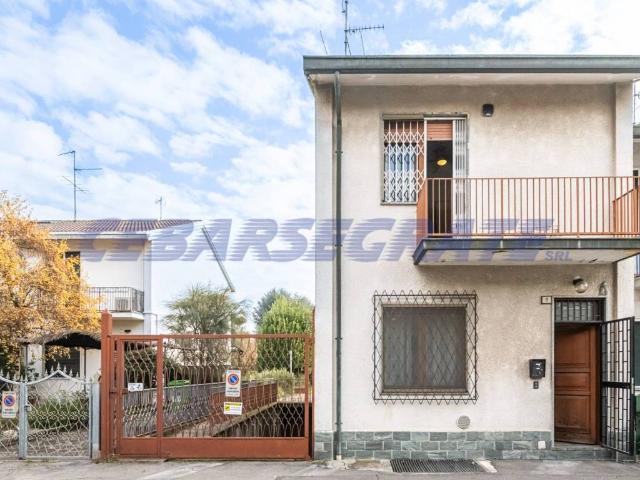 Villa Schiera in vendita a Rovagnasco, Segrate