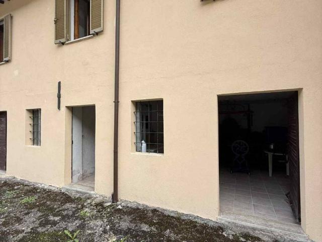Villa Schiera in vendita a Sellano, Umbria