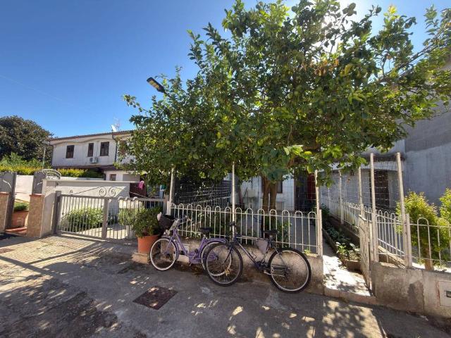 Villa Schiera in vendita a Sellia Marina, Catanzaro