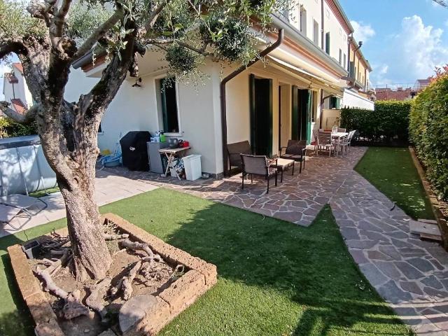Villa Schiera in vendita a Selvazzano Dentro, Veneto