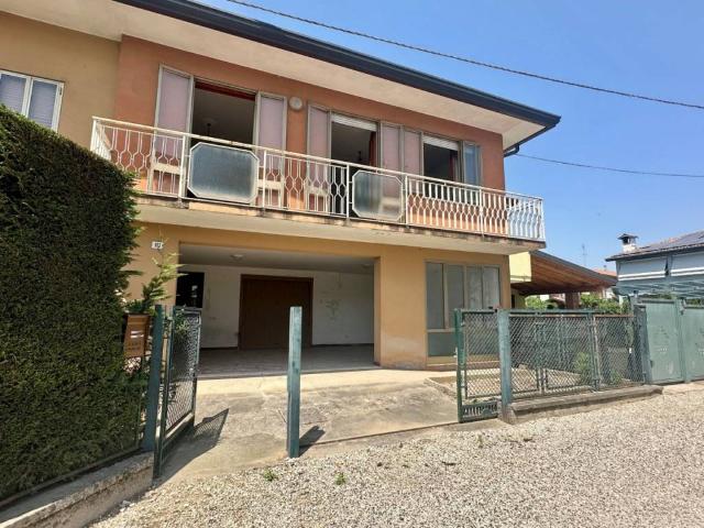 Villa Schiera in vendita a Selvazzano Dentro, Veneto