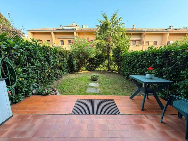 Villa Schiera in vendita a Seregno, Lombardia