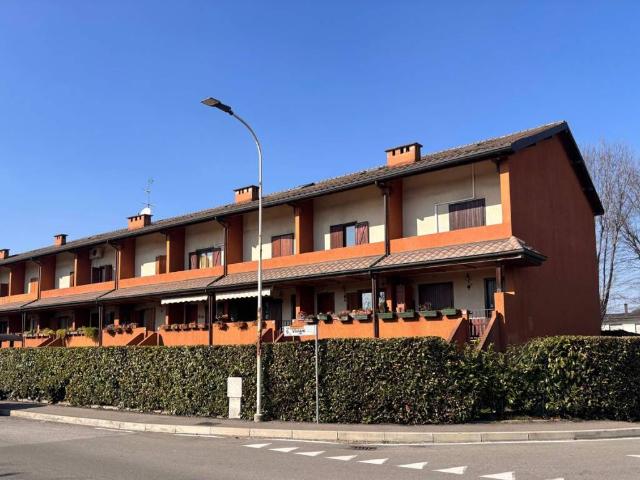 Ville Schiera in vendita a Seregno, Ceredo
