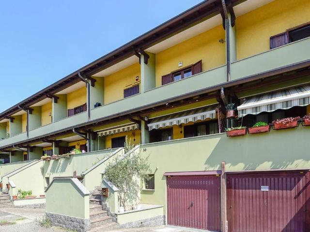 Villa Schiera in vendita a Seregno, Lombardia
