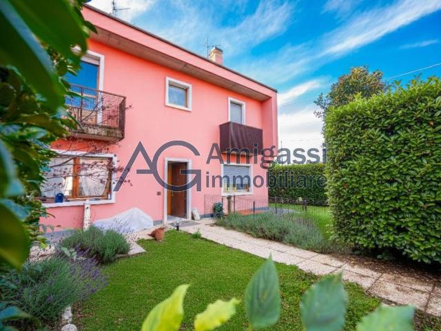 Villa Schiera in vendita a Paderno, Seriate