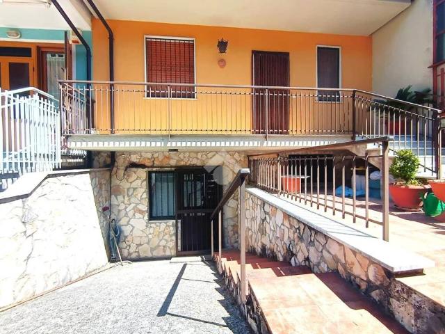Villa Schiera in vendita a Serino, Campania
