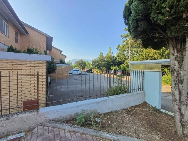 Villa Schiera in vendita a Pontenuovo, Sermoneta