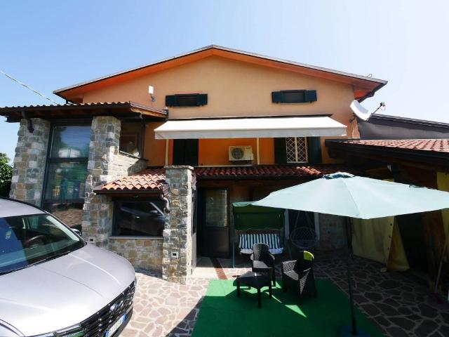 Villa Schiera in vendita a Unione dei comuni del Frignano, Serramazzoni