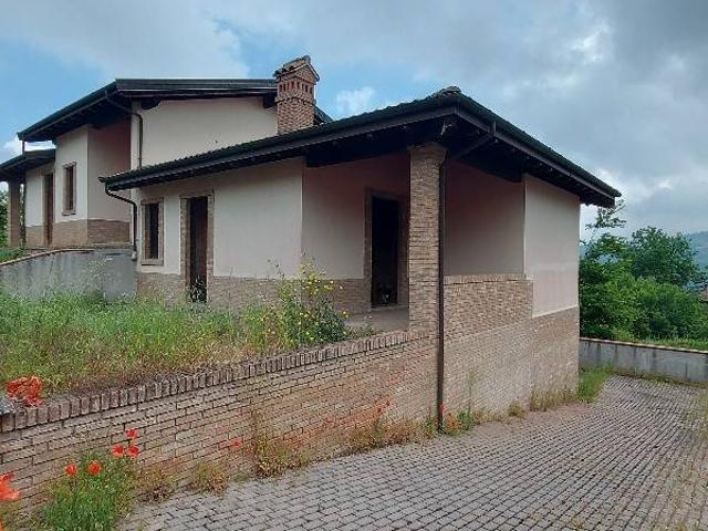Villa Schiera in vendita a Unione dei comuni del Frignano, Serramazzoni