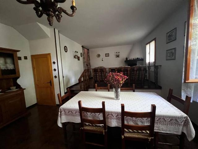 Villa Schiera in vendita a Unione dei comuni del Frignano, Serramazzoni