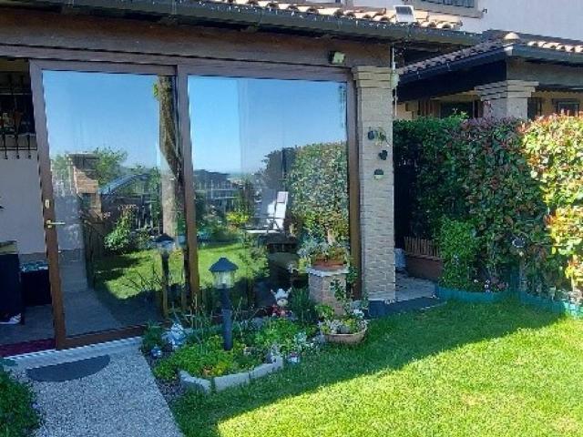 Villa Schiera in vendita a Unione dei comuni del Frignano, Serramazzoni