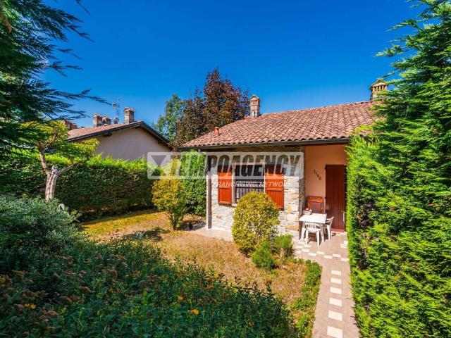 Villa Schiera in vendita a Unione dei comuni del Frignano, Serramazzoni