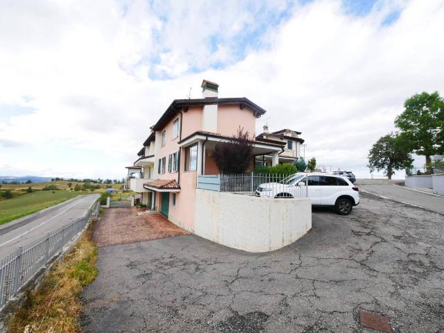 Villa Schiera in vendita a Unione dei comuni del Frignano, Serramazzoni