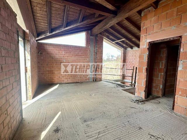 Villa Schiera in vendita a Unione dei comuni del Frignano, Serramazzoni
